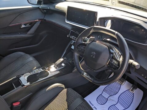 Peugeot 208 PURETECH GT S/S 12