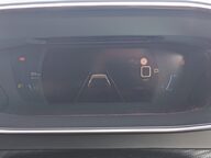 Peugeot 208 PURETECH GT S/S 33