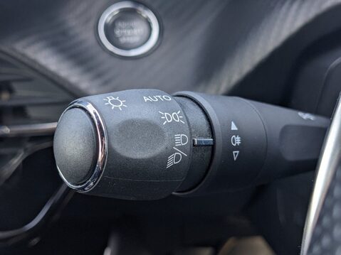 Peugeot 208 PURETECH GT S/S 14