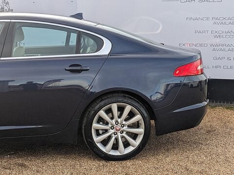 Jaguar XF D PORTFOLIO 6