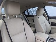 Jaguar XF D PORTFOLIO 13