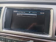 Jaguar XF D PORTFOLIO 28