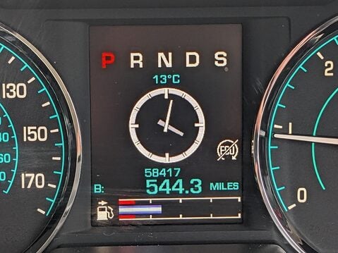 Jaguar XF D PORTFOLIO 37