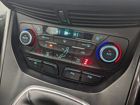 Ford Grand C-Max TITANIUM X TDCI 27