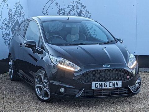 Ford Fiesta ST-2 1