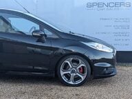 Ford Fiesta ST-2 5