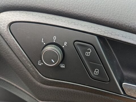 Volkswagen Golf GTE DSG 30