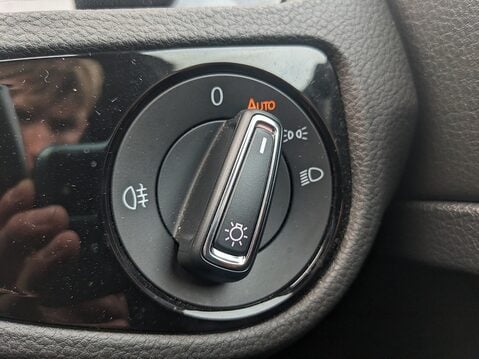 Volkswagen Golf GTE DSG 24