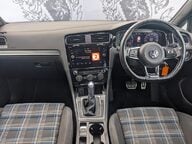 Volkswagen Golf GTE DSG 16