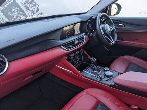 Alfa Romeo Stelvio TD NERO EDIZIONE 14