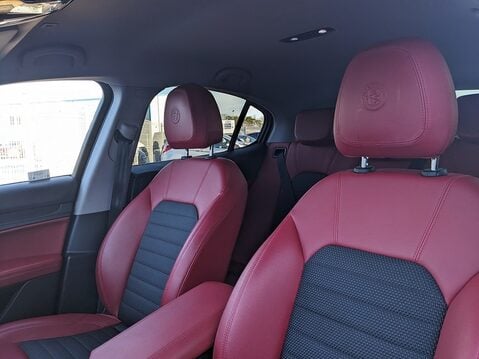 Alfa Romeo Stelvio TD NERO EDIZIONE 15