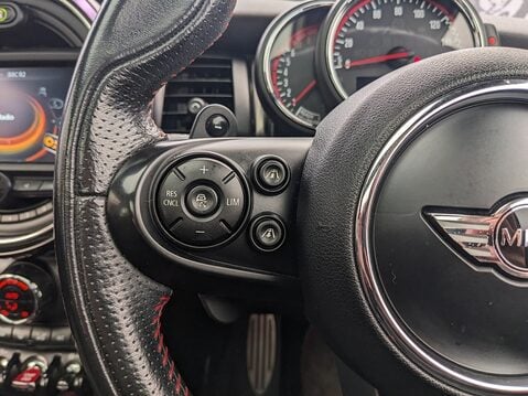 Mini Hatch JOHN COOPER WORKS 20