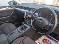 Volkswagen Passat SE BUSINESS TDI 12