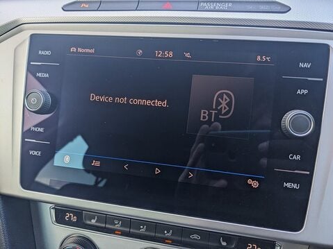 Volkswagen Passat SE BUSINESS TDI 32