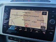 Volkswagen Passat SE BUSINESS TDI 33