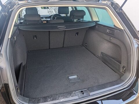 Volkswagen Passat SE BUSINESS TDI 20