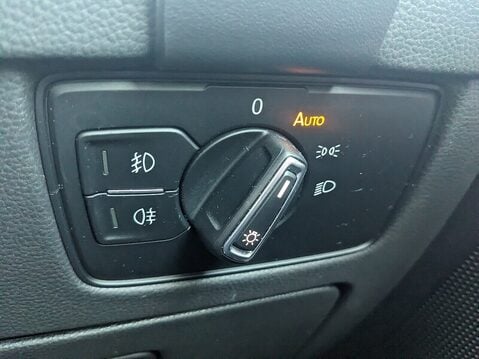 Volkswagen Passat SE BUSINESS TDI 26