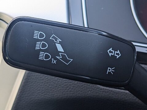 Volkswagen Passat SE BUSINESS TDI 28