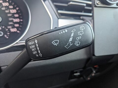 Volkswagen Passat SE BUSINESS TDI 27