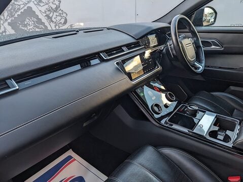 Land Rover Range Rover Velar R-DYNAMIC HSE 14