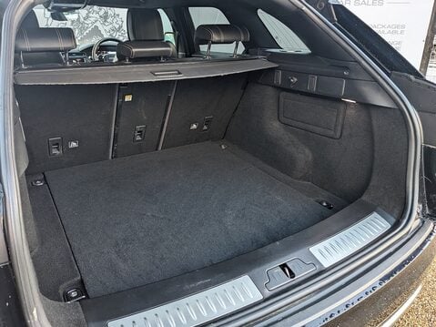 Land Rover Range Rover Velar R-DYNAMIC HSE 20