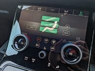 Land Rover Range Rover Velar R-DYNAMIC HSE 37