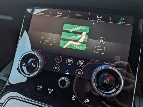 Land Rover Range Rover Velar R-DYNAMIC HSE 37