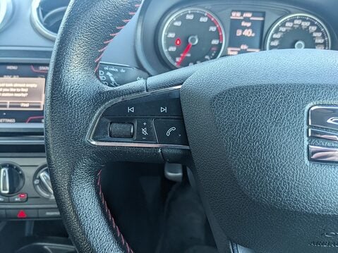 SEAT Ibiza TSI FR TECHNOLOGY 18