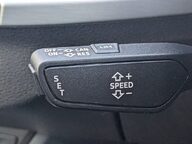 Audi Q2 TFSI SPORT 33