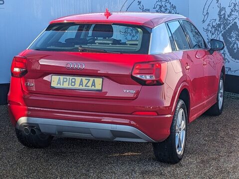 Audi Q2 TFSI SPORT 9