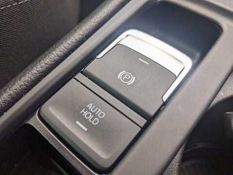 Volkswagen Golf GT TSI EVO DSG 28