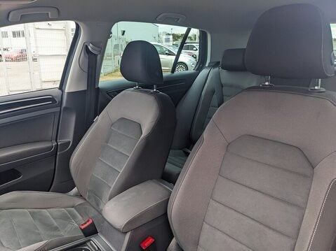 Volkswagen Golf GT TSI EVO DSG 15