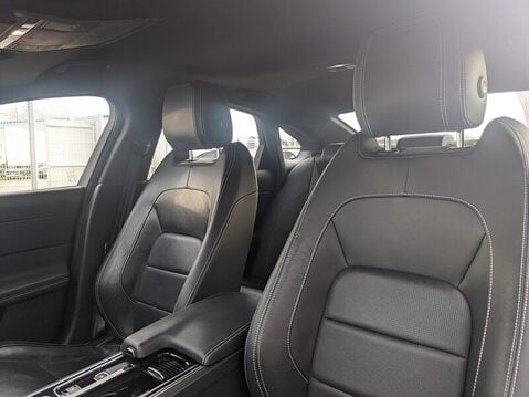 Jaguar XF D R-SPORT 15