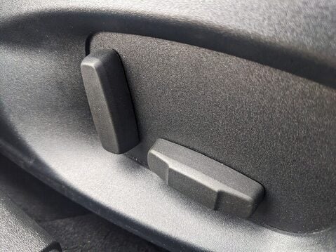 Jaguar XF D R-SPORT 26