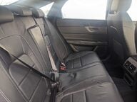 Jaguar XF D R-SPORT 17