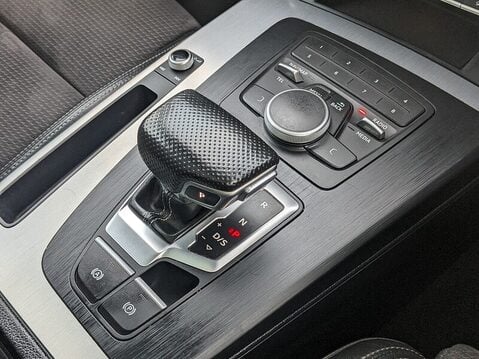Audi Q5 TDI QUATTRO S LINE 20