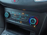 Ford Focus ST-LINE 24