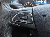 Ford Focus ST-LINE 16