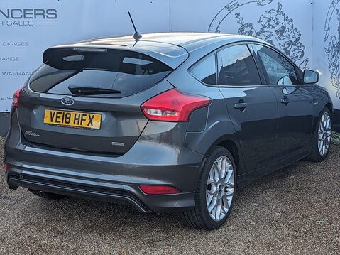 Ford Focus ST-LINE 9