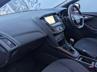 Ford Focus ST-LINE 20