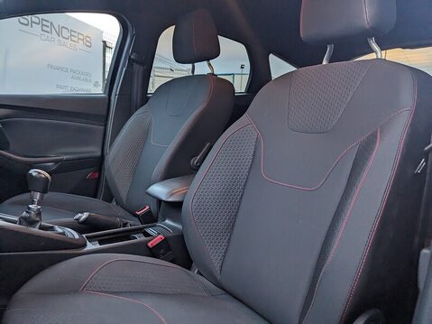 Ford Focus ST-LINE 21