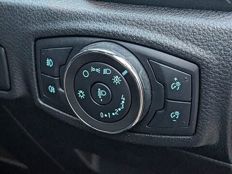 Ford Ranger WILDTRAK ECOBLUE 29