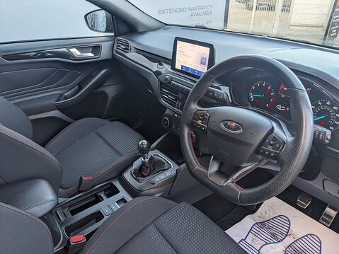 Ford Focus ST-LINE 12