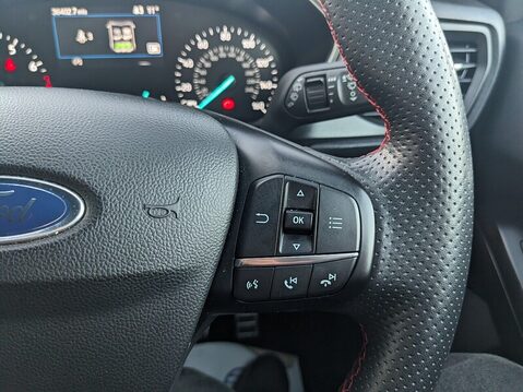 Ford Focus ST-LINE 23