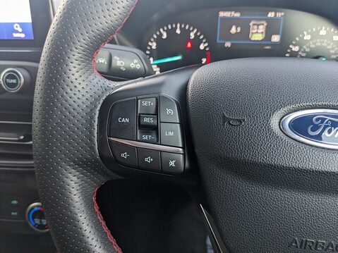 Ford Focus ST-LINE 22