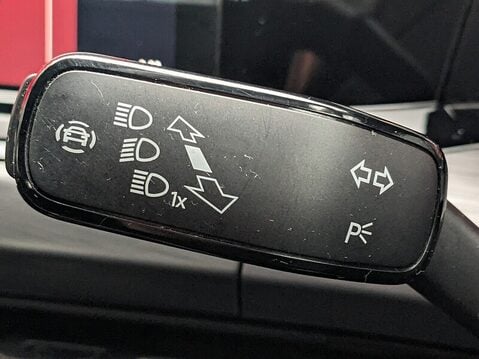 Volkswagen Golf STYLE TSI 26