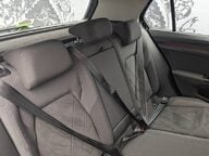 Volkswagen Golf STYLE TSI 18