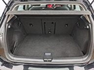 Volkswagen Golf STYLE TSI 19