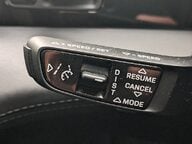 Porsche Taycan 4 CROSS TURISMO 31