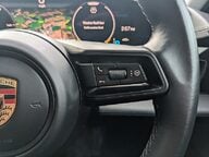 Porsche Taycan 4 CROSS TURISMO 22